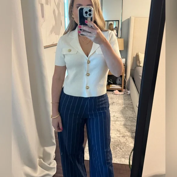 Chic Cream Short Sleeve Cardigan with Gold Buttons Old Money Style Workwear - Picture 7 of 8